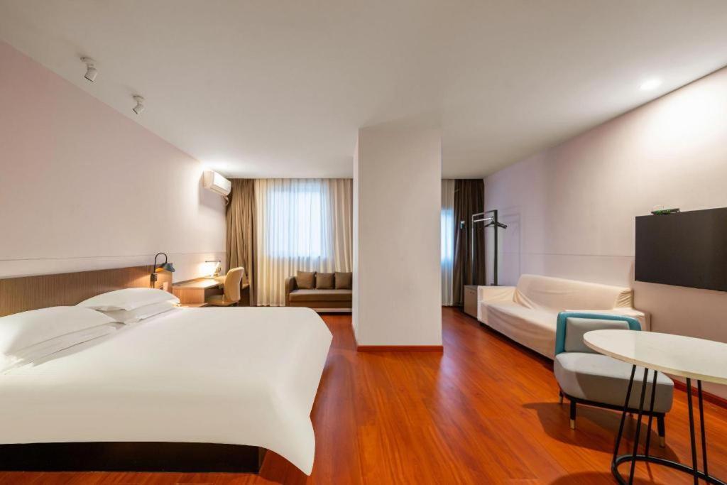 Magnotel Hotel Shanghai Railway Station Magnolia Plaza Exterior foto
